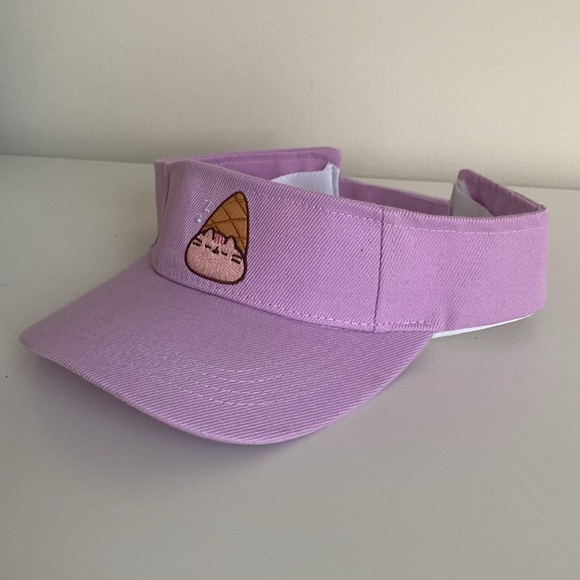 PUSHEEN Visor Embroidered in Lilac NWT OS Pusheen Box Exclusive - Picture 3 of 8